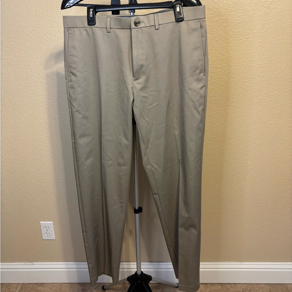 Haggar Men's Khaki‎ Chinos